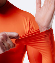 Load image into Gallery viewer, Mens Eco Spandex LT Long Sleeve Baselayer Top
