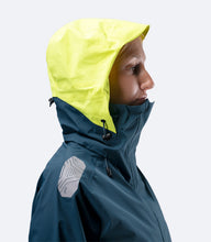 Load image into Gallery viewer, Womens OFS600 Offshore Cruising Jacket - Flame
